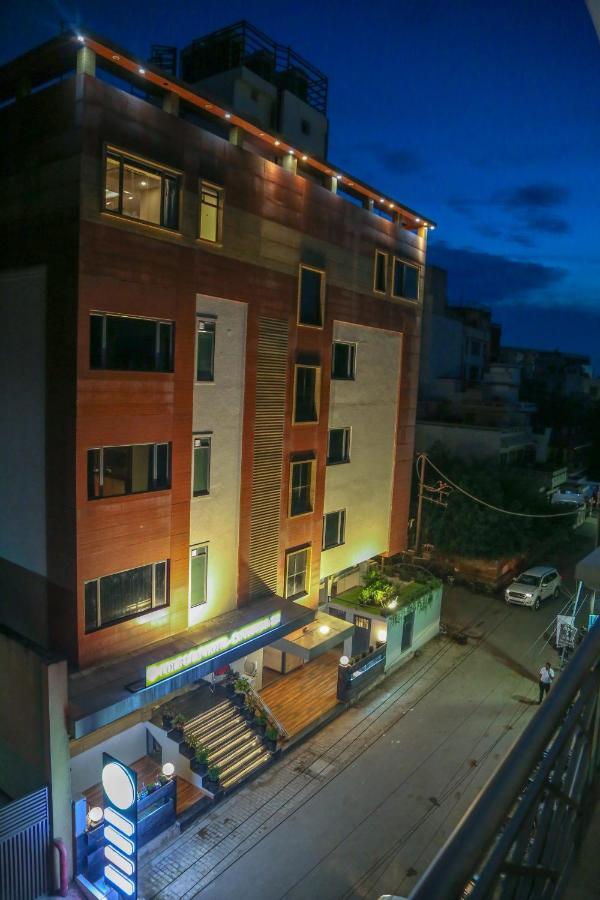 Four Leaf Hotel - Sapphire Blue, Váránasí Exteriér fotografie